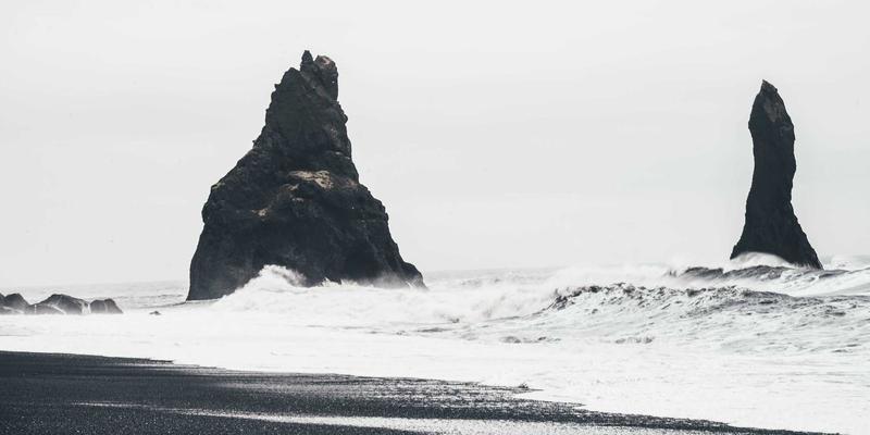 构筑数字防线：反欺诈与数字资产保护的网络安全实践