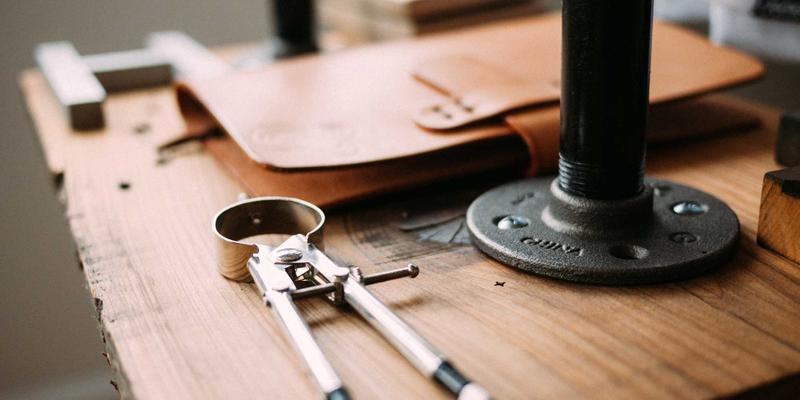 网络安全框架深度解析：NIST CSF与ISO 27001，谁是企业黑客防护与威胁监测的最佳选择？